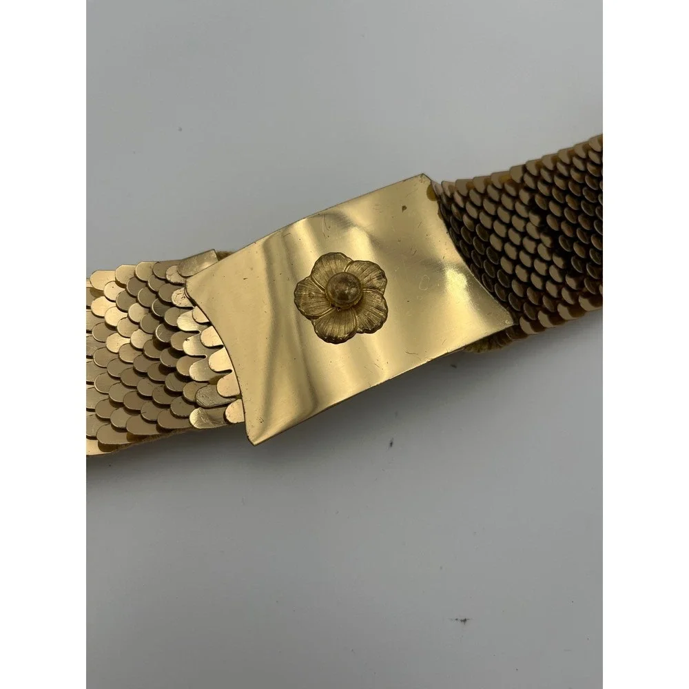 Vintage Gold Fish Scale Stretch Belt Metallic Floral Buckle